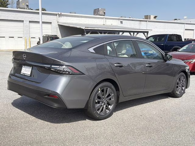 2026 Gun Metallic Nissan Sentra SL FWD Sedan