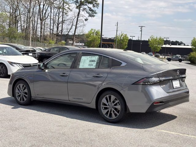 2026 Gun Metallic Nissan Sentra SL FWD Sedan