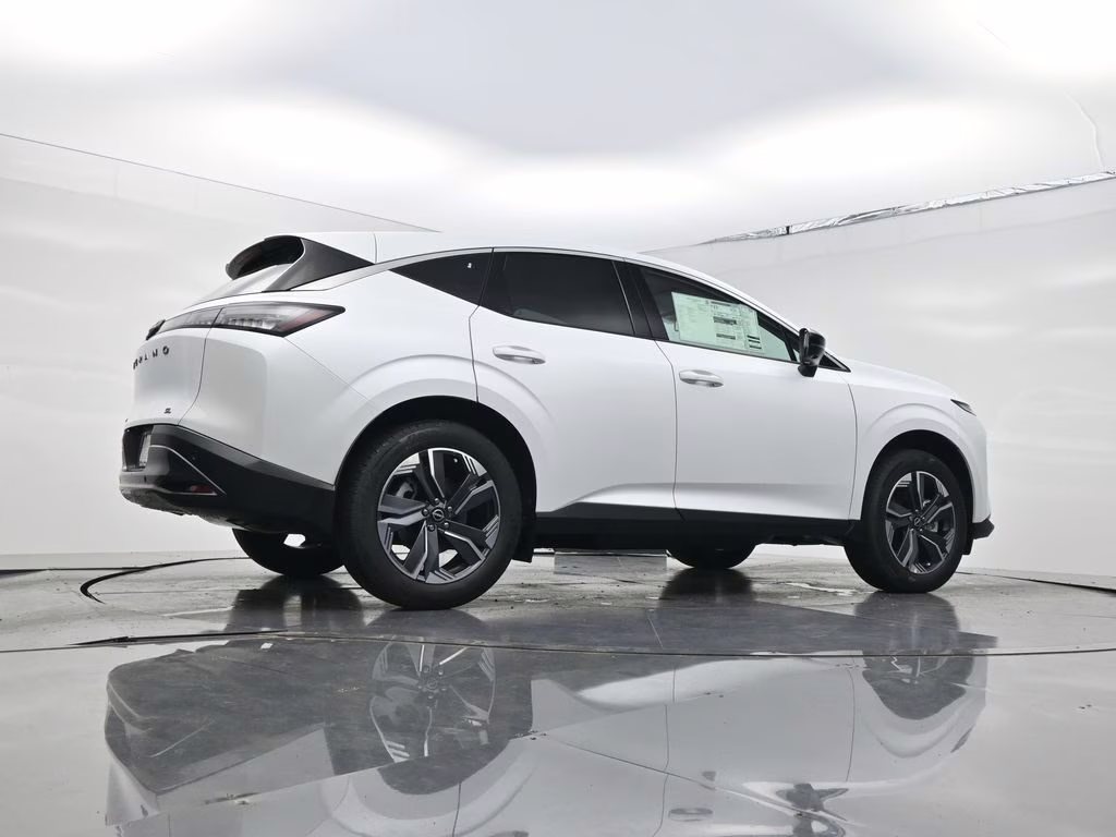 2026 Everest White Pearl Tricoat Nissan Murano SL AWD SUV