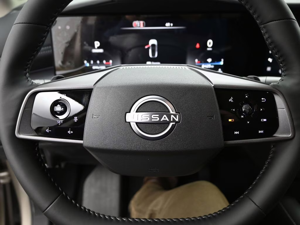 2026 Champagne Silver Metallic Nissan Murano Platinum AWD SUV