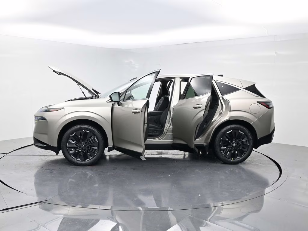 2026 Champagne Silver Metallic Nissan Murano Platinum AWD SUV