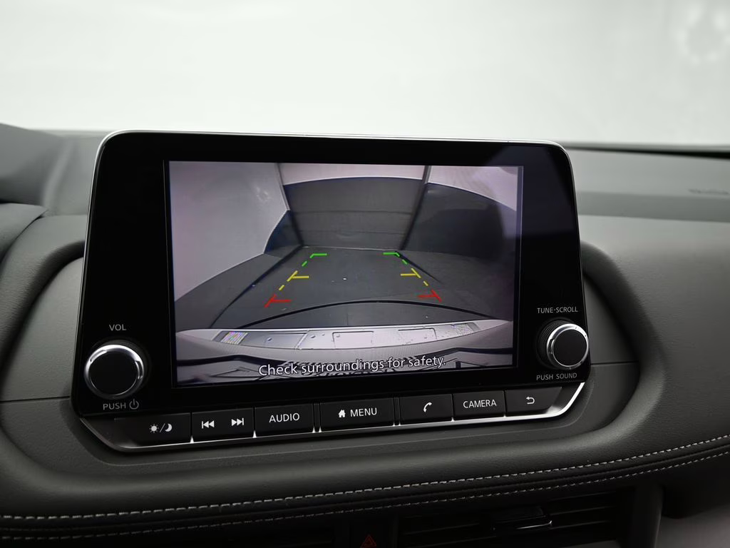 2026 Everest White Pearl Tricoat Nissan Rogue SV FWD SUV