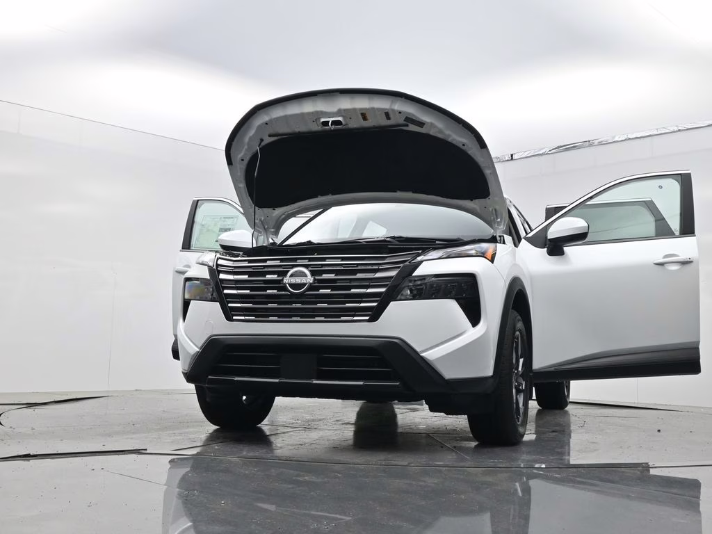 2026 Everest White Pearl Tricoat Nissan Rogue SV FWD SUV