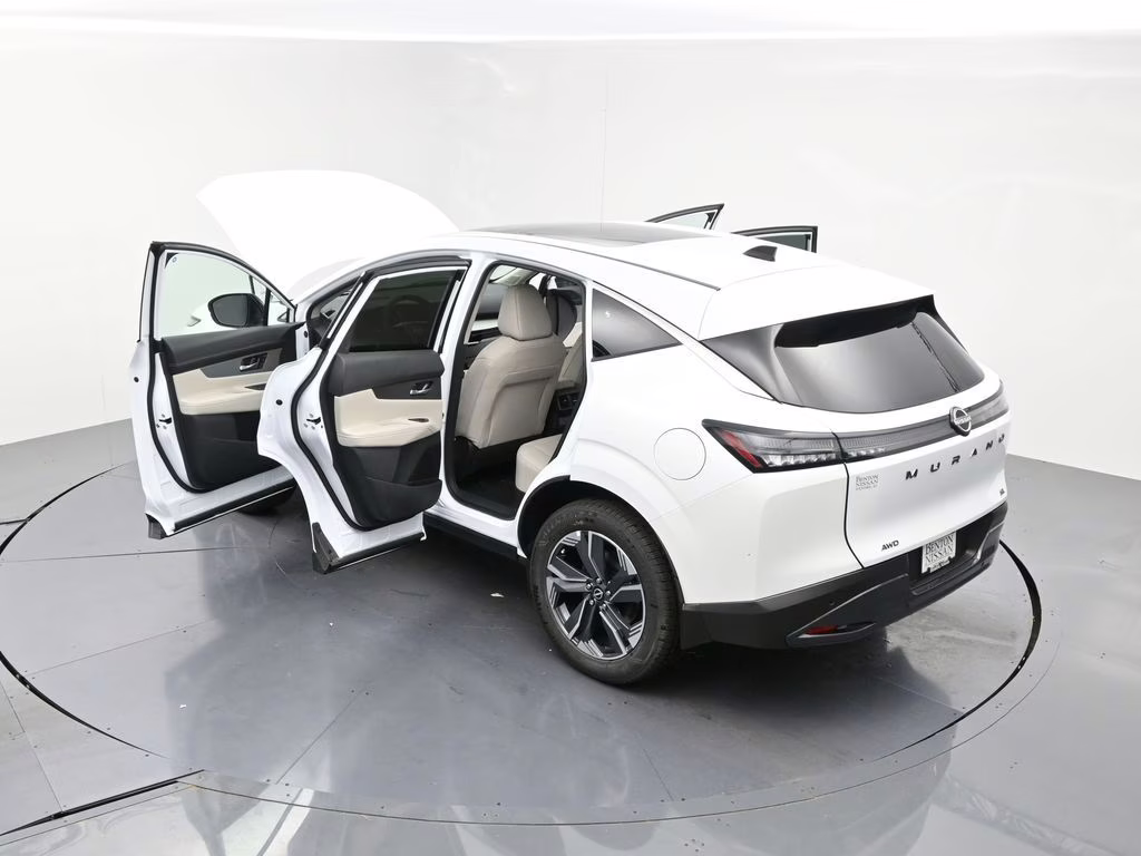 2026 Everest White Pearl Tricoat Nissan Murano SL AWD SUV