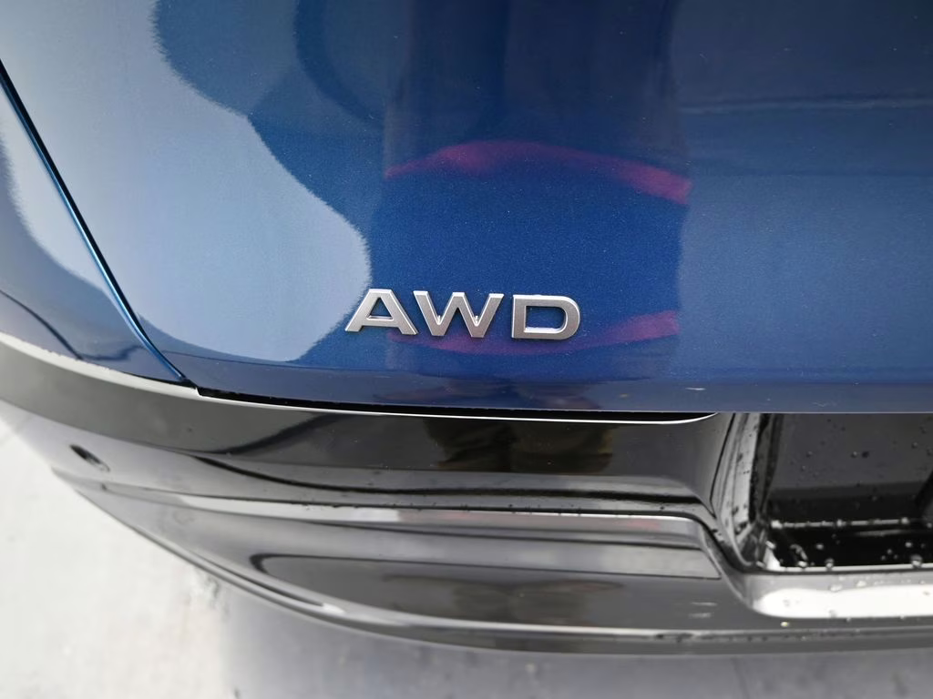 2026 Aurora Blue/Super Black Nissan Murano Platinum AWD SUV