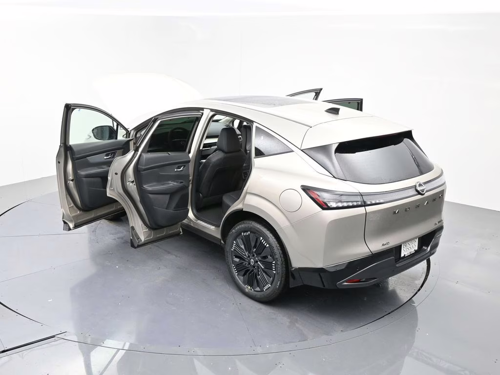 2026 Champagne Silver Metallic Nissan Murano Platinum AWD SUV
