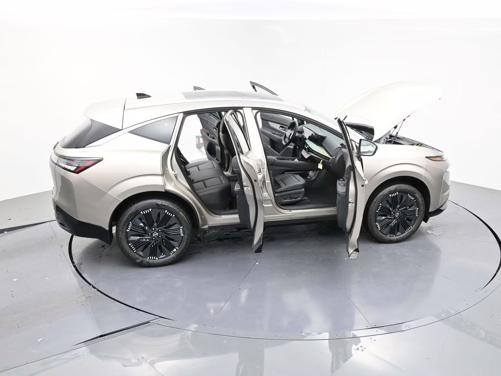 2026 Champagne Silver Metallic Nissan Murano Platinum AWD SUV