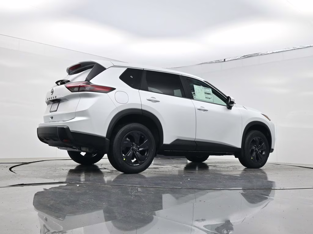 2026 Everest White Pearl Tricoat Nissan Rogue SV FWD SUV