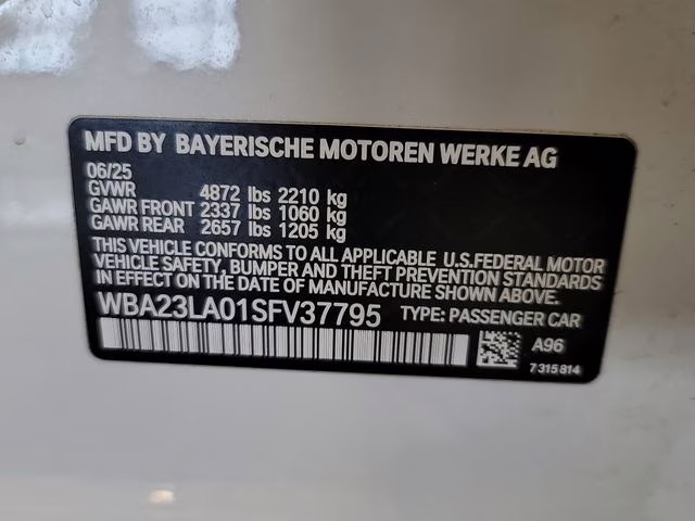 2025 Mineral White Metallic BMW 3 Series 330i xDrive AWD Sedan