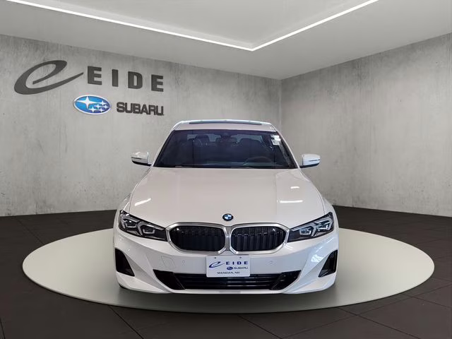 2025 Mineral White Metallic BMW 3 Series 330i xDrive AWD Sedan