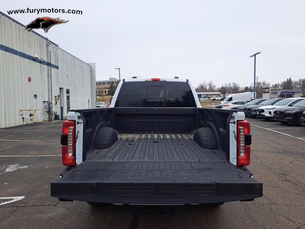2024 Oxford White Ford Super Duty F-250 SRW Lariat Ultimate FX4 w/5th Wheel Pkg 4X4 Truck