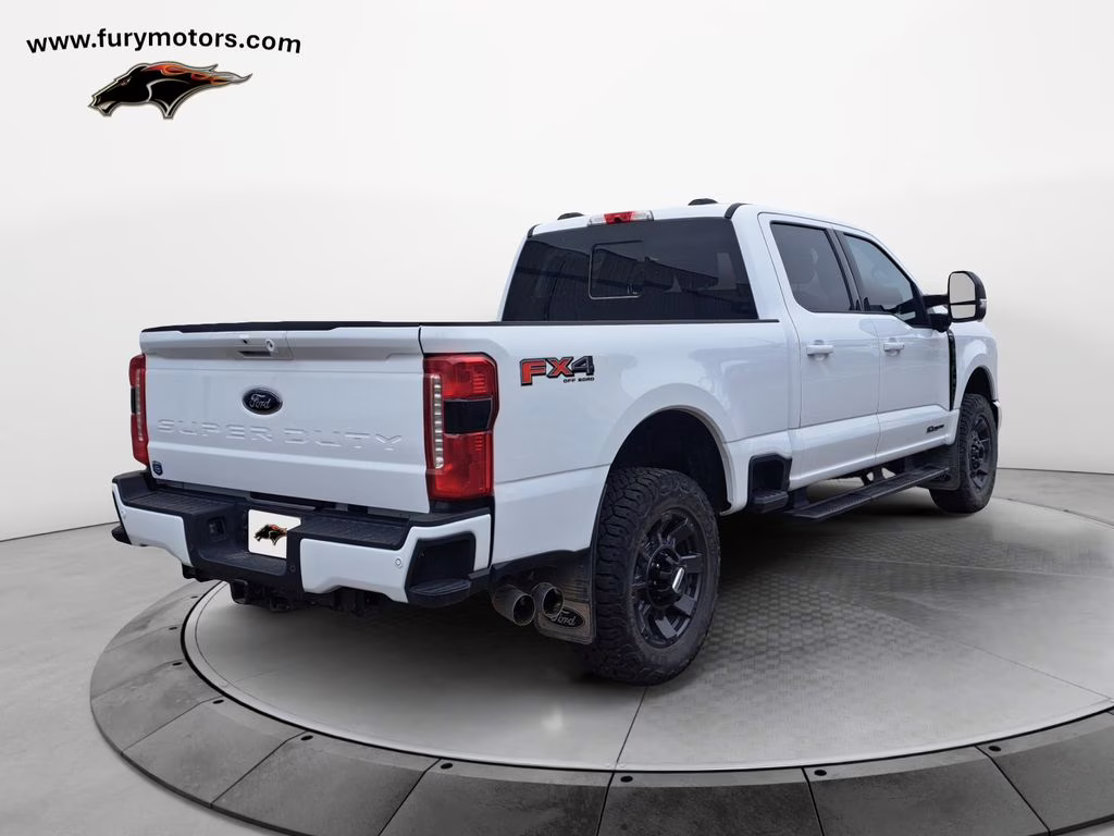 2024 Oxford White Ford Super Duty F-250 SRW Lariat Ultimate FX4 w/5th Wheel Pkg 4X4 Truck