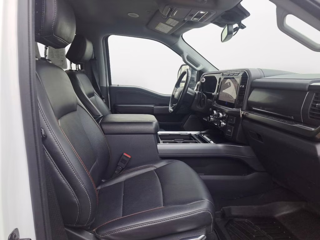 2024 White Ford Super Duty F-250 SRW Lariat Ultimate FX4 w/5th Wheel Pkg 4X4 Truck