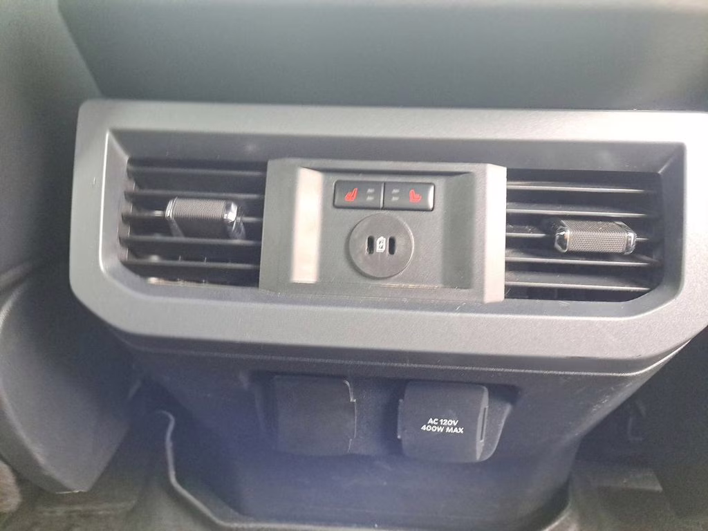 2024 White Ford Super Duty F-250 SRW Lariat Ultimate FX4 w/5th Wheel Pkg 4X4 Truck