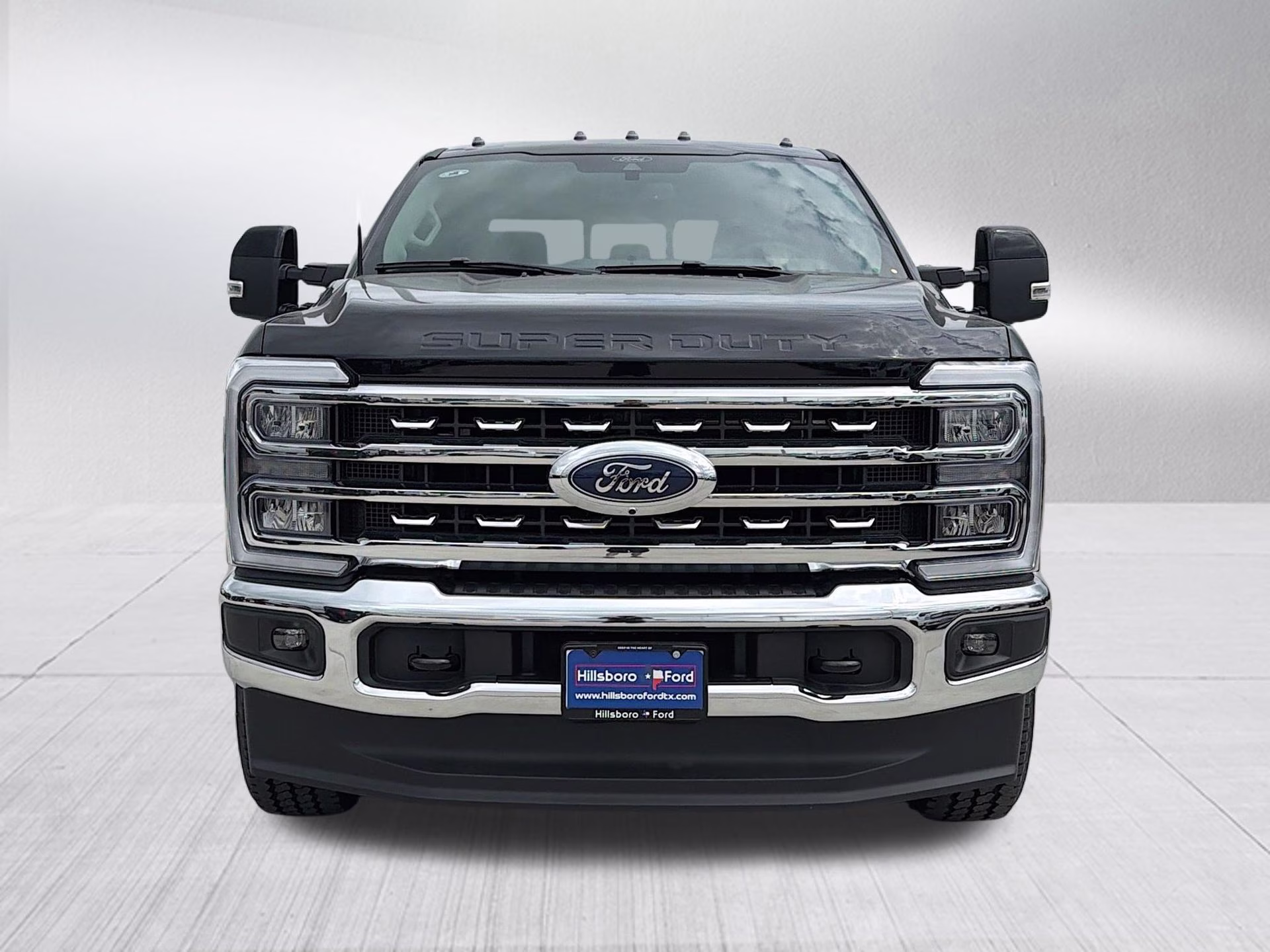 2026 Agate Black Metallic Ford Super Duty F-250 SRW Lariat 4X4 Truck