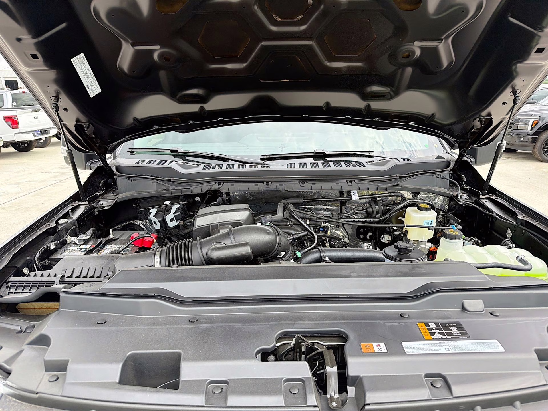 2026 Agate Black Metallic Ford Super Duty F-250 SRW Lariat 4X4 Truck