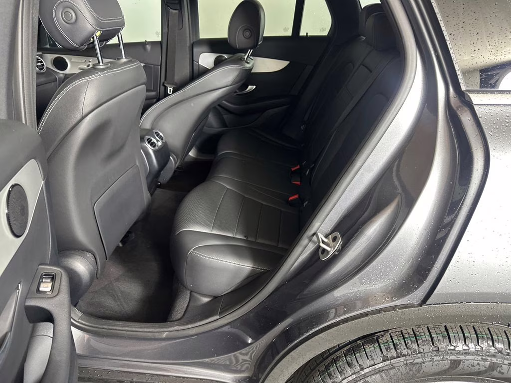 2022 Selenite Gray Metallic Mercedes-Benz GLC GLC 300 RWD SUV