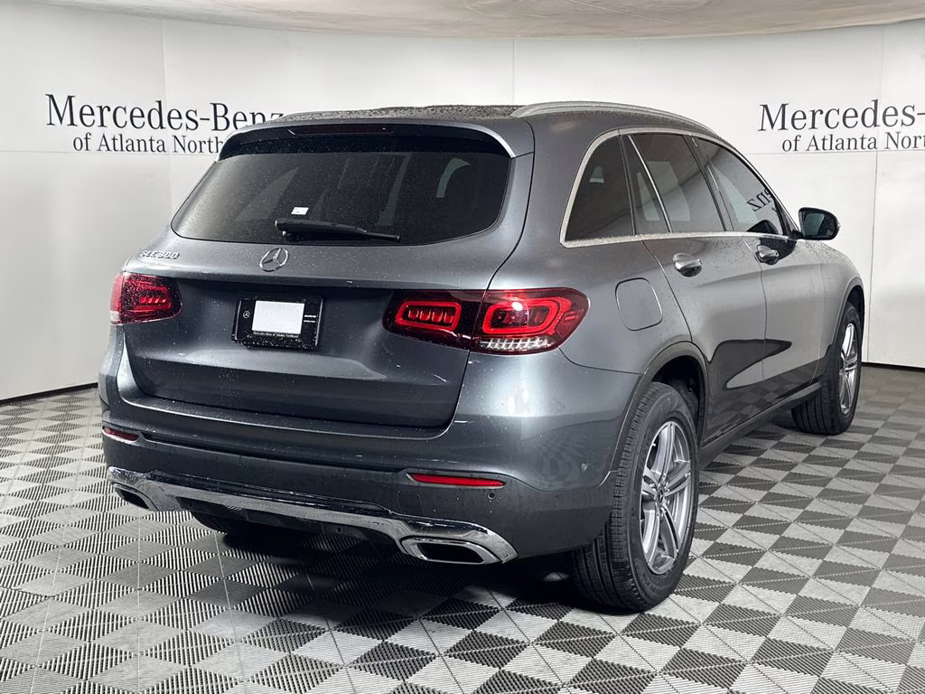 2022 Selenite Gray Metallic Mercedes-Benz GLC GLC 300 RWD SUV