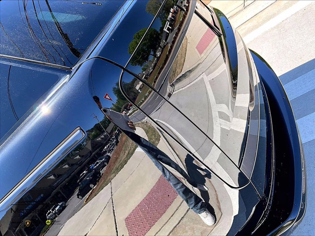 2025 Santorini Black Metallic Land Rover Range Rover SE Shadow Pack AWD SUV