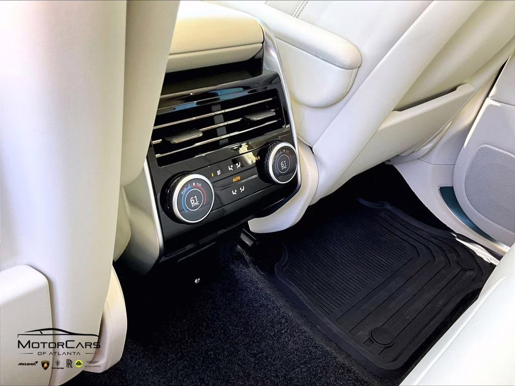 2025 Santorini Black Metallic Land Rover Range Rover SE Shadow Pack AWD SUV