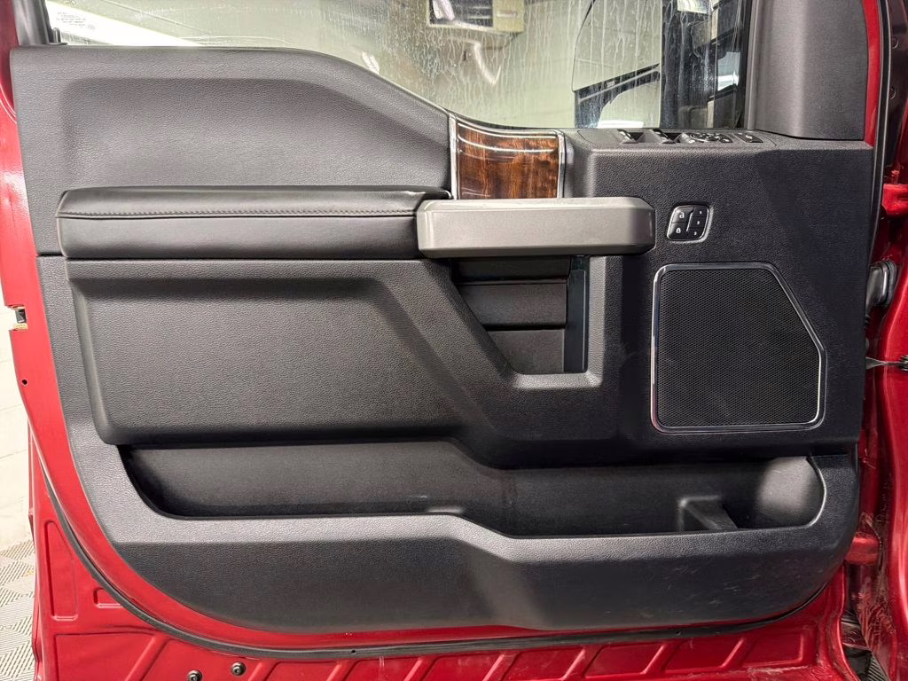 2017 Ruby Red Metallic Tinted Clearcoat Ford Super Duty F-250 SRW Platinum 4X4 Truck