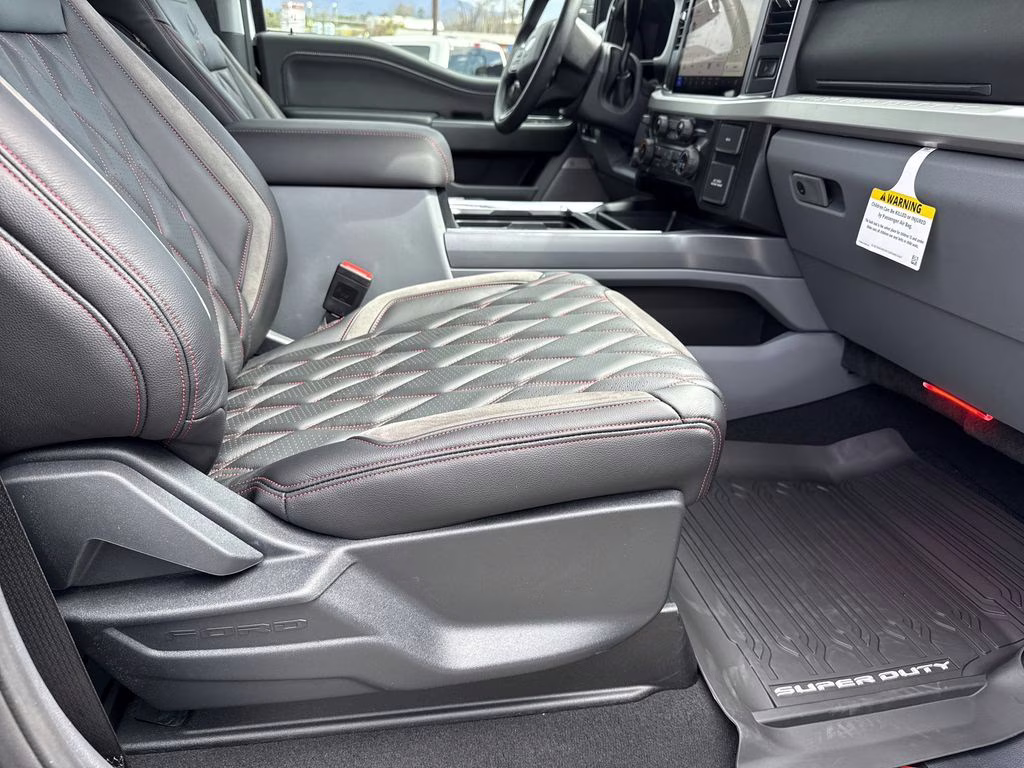 2025 Black Metallic Ford Super Duty F-250 SRW XLT 4X4 Truck