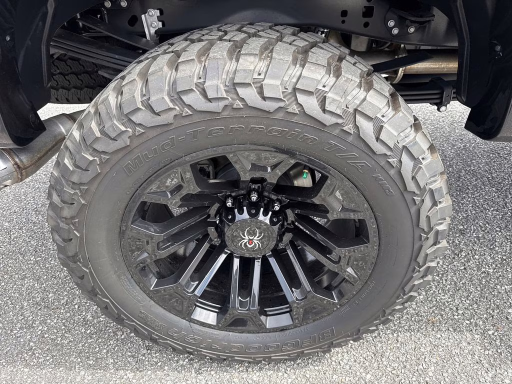 2025 Black Metallic Ford Super Duty F-250 SRW XLT 4X4 Truck