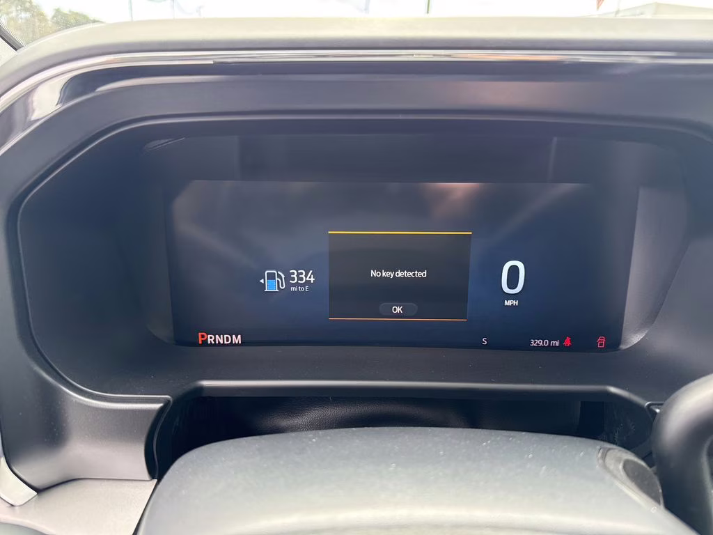 2025 Black Metallic Ford Super Duty F-250 SRW XLT 4X4 Truck