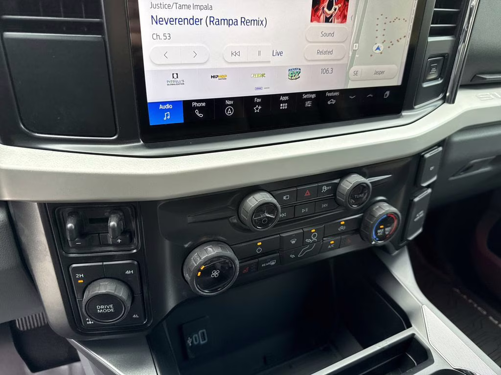 2025 Black Metallic Ford Super Duty F-250 SRW XLT 4X4 Truck