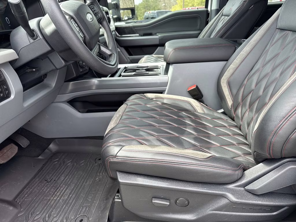 2025 Black Metallic Ford Super Duty F-250 SRW XLT 4X4 Truck