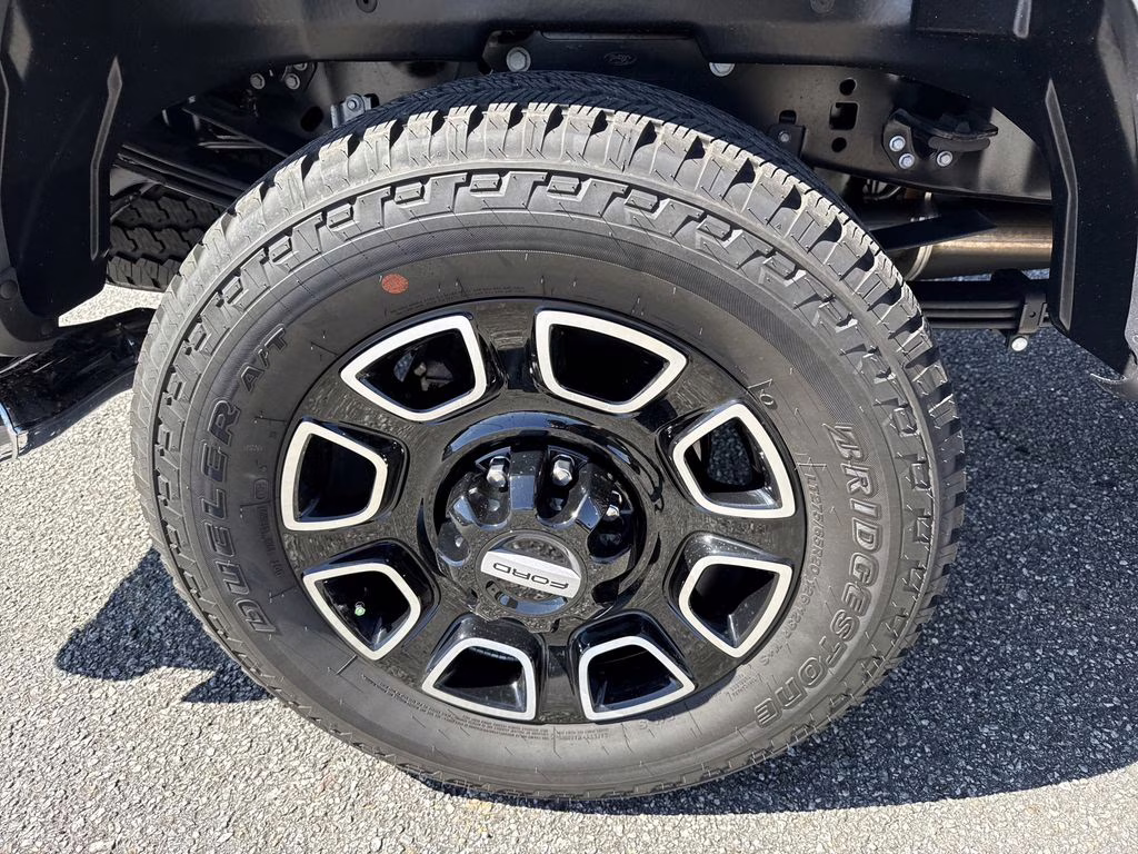 2025 Carbonized Gray Metallic Ford Super Duty F-250 SRW Platinum 4X4 Truck