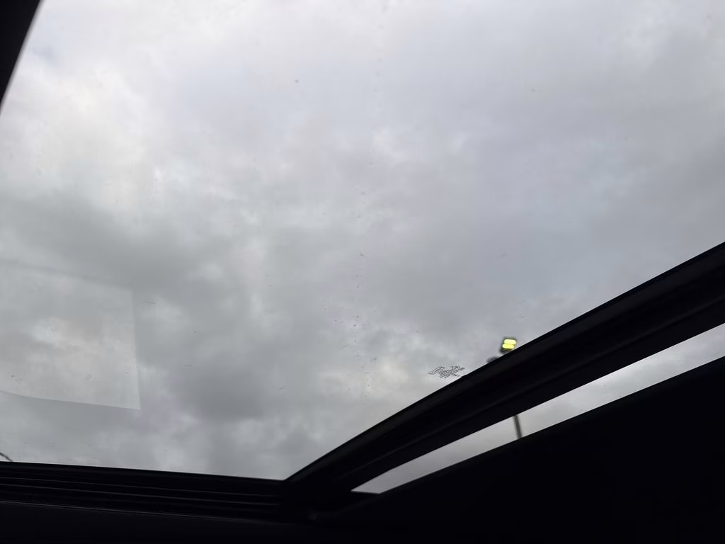 2025 Pristine White Metallic Tri-Coat Lincoln Navigator Reserve 4X4 SUV