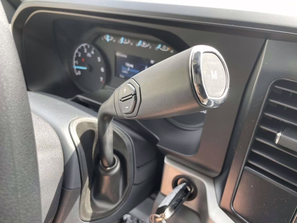 2026 Oxford White Ford Super Duty F-250 SRW XL 4X4 Truck