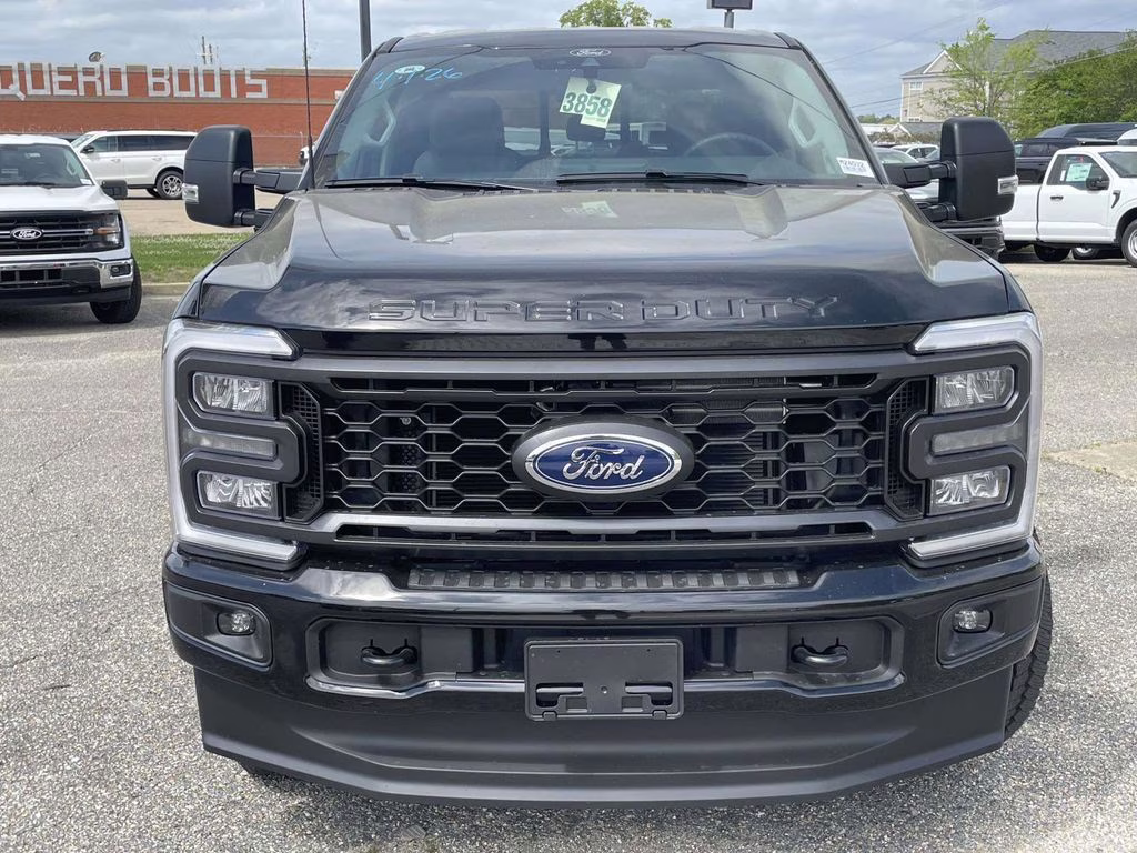 2026 Oxford White Ford Super Duty F-250 SRW XL 4X4 Truck