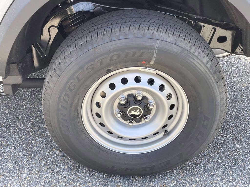 2026 Avalanche Gray Ford Bronco Base 4X4 SUV