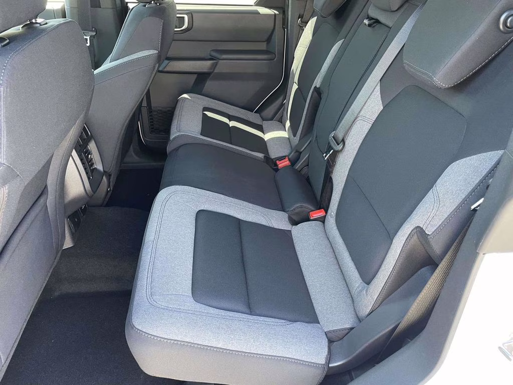 2026 Oxford White Ford Bronco Big Bend 4X4 SUV