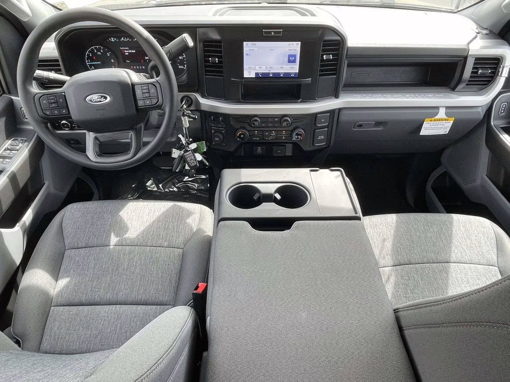 2026 Oxford White Ford Super Duty F-250 SRW XL 4X4 Truck