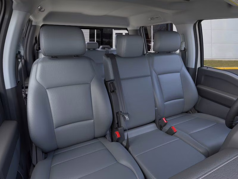 2025 Oxford White Ford Super Duty F-450 DRW XL 4X4 Chassis