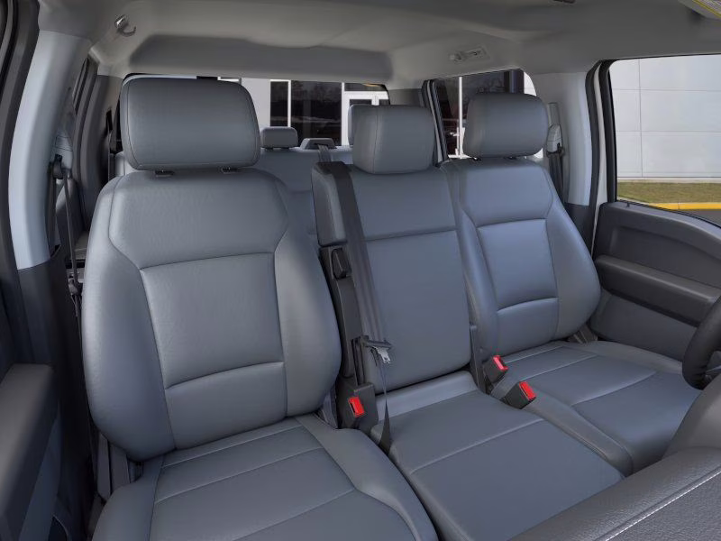 2026 Oxford White Ford Super Duty F-550 DRW XL 4X4 Chassis