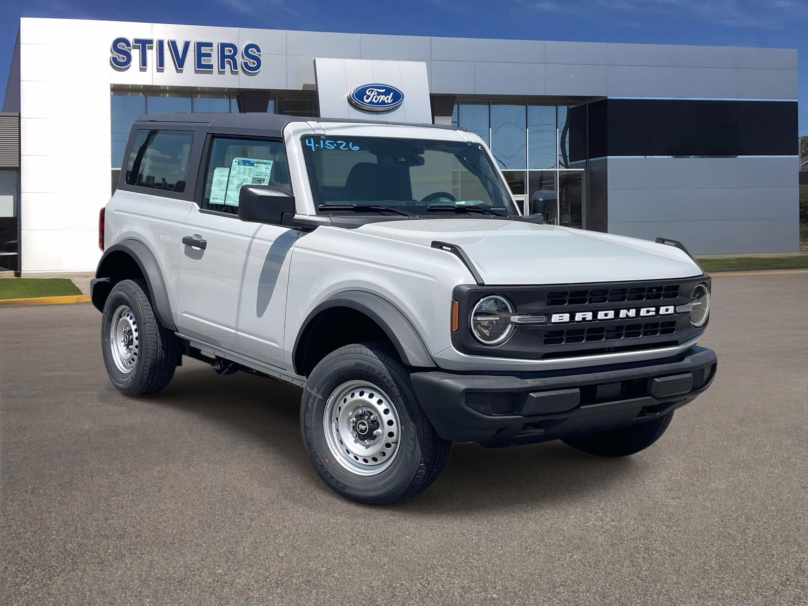 2026 Avalanche Gray Ford Bronco Base 4X4 SUV