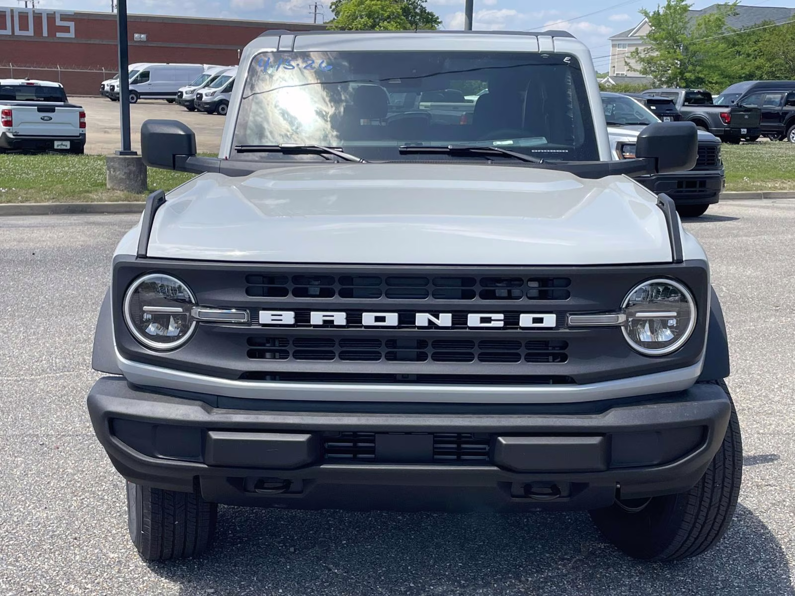 2026 Avalanche Gray Ford Bronco Base 4X4 SUV