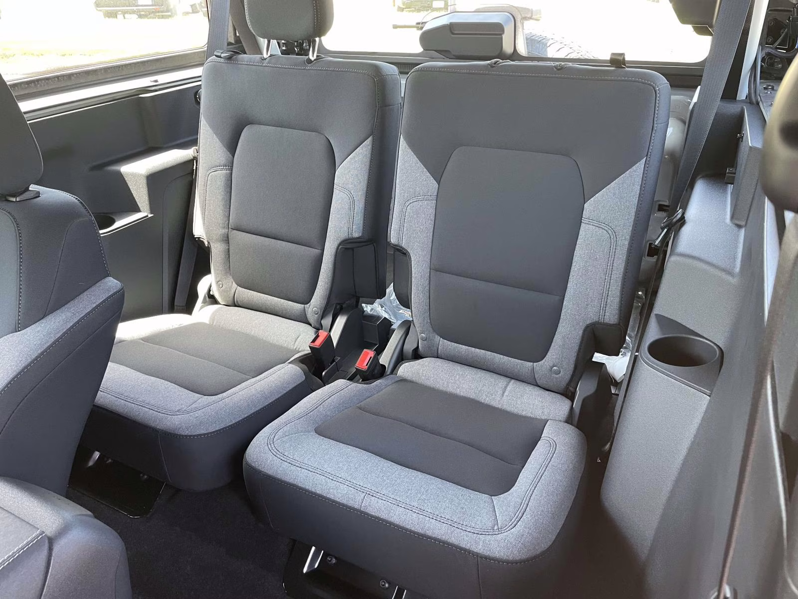 2026 Avalanche Gray Ford Bronco Base 4X4 SUV