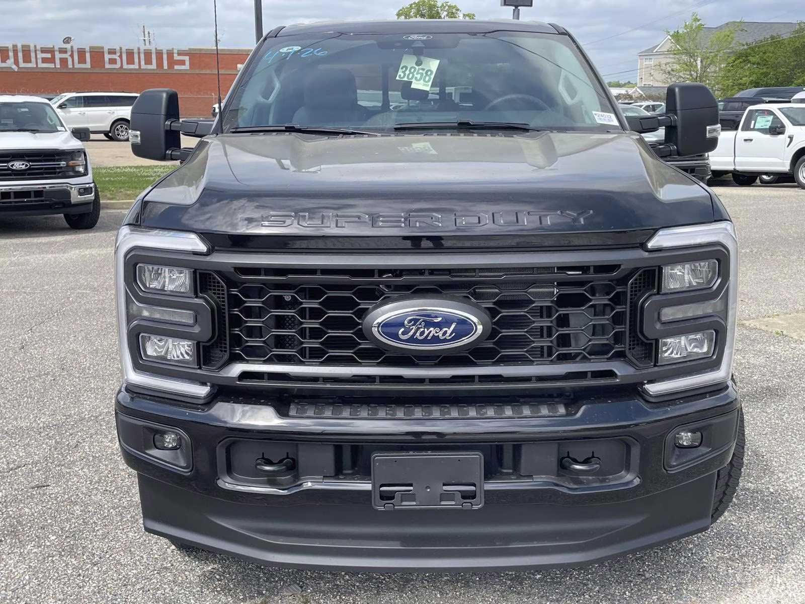 2026 Oxford White Ford Super Duty F-250 SRW XL 4X4 Truck