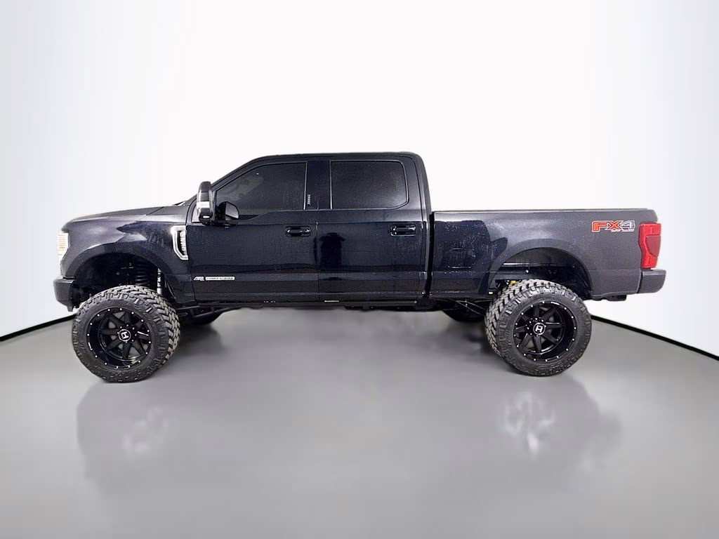 2022 Black Metallic Ford Super Duty F-250 SRW Lariat 4X4 Truck