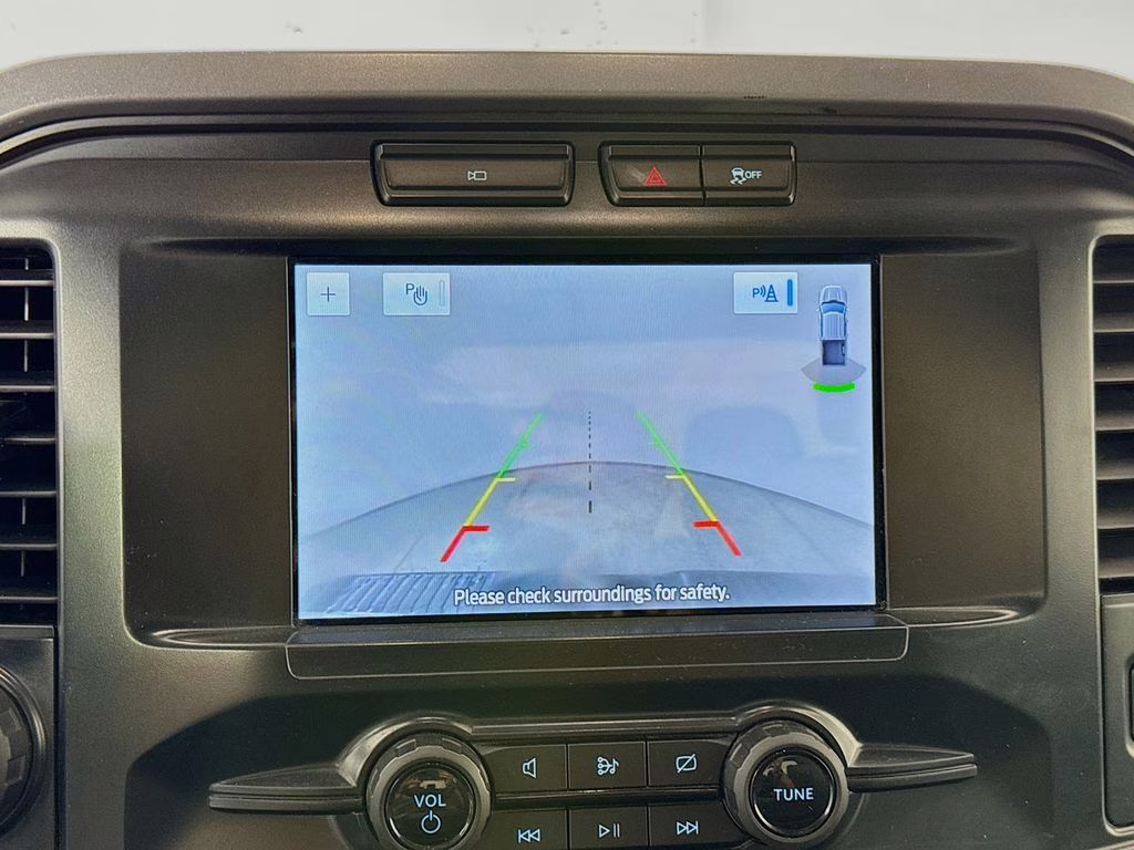 2022 Oxford White Ford F-150 XLT 4X4 Truck