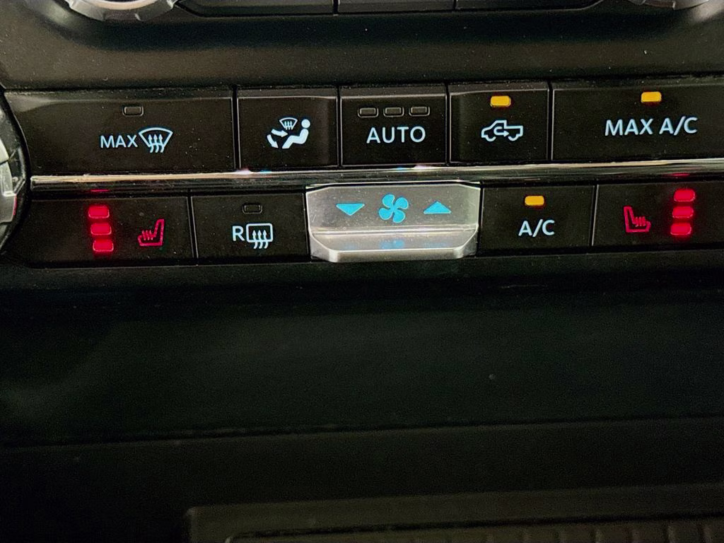 2024 Black Metallic Ford F-150 XLT 4X4 Truck