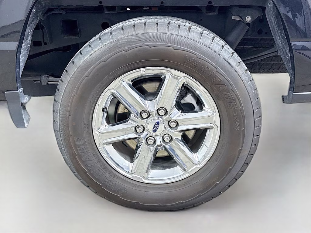 2024 Black Metallic Ford F-150 XLT 4X4 Truck