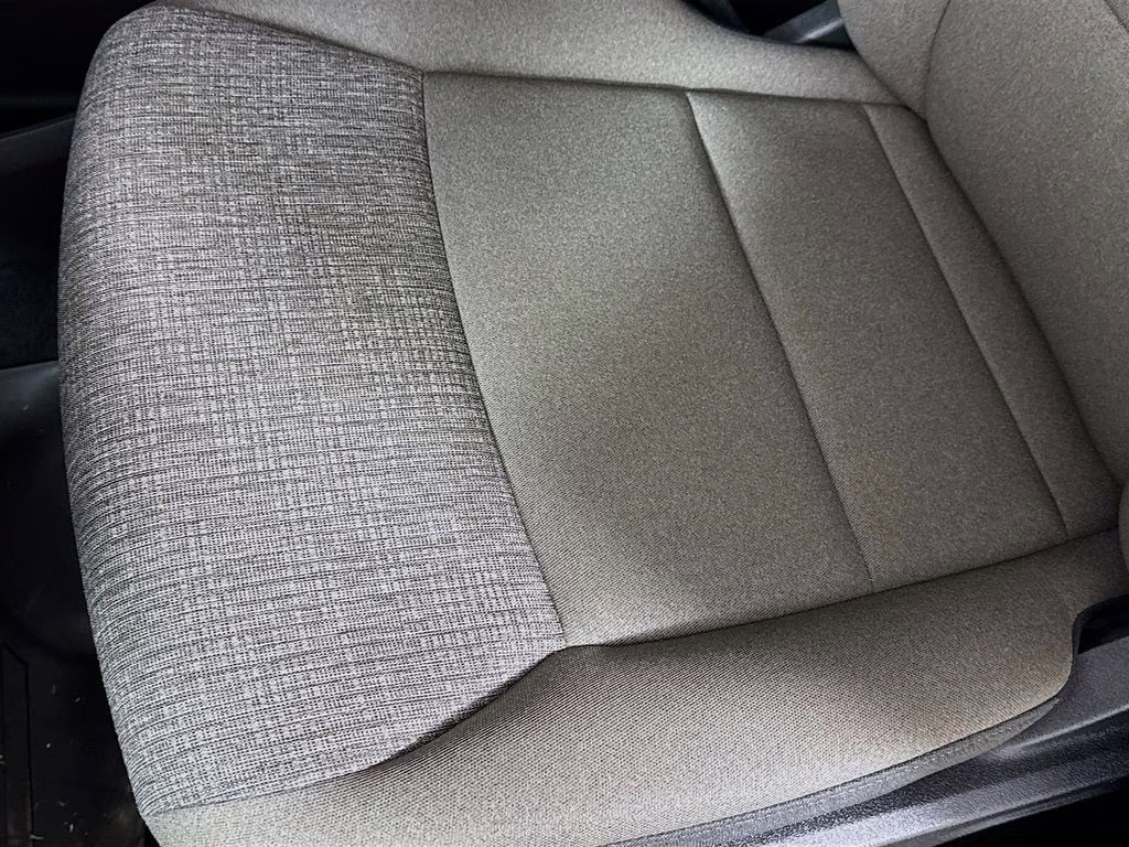 2025 Maroon Ford F-150 XLT Truck