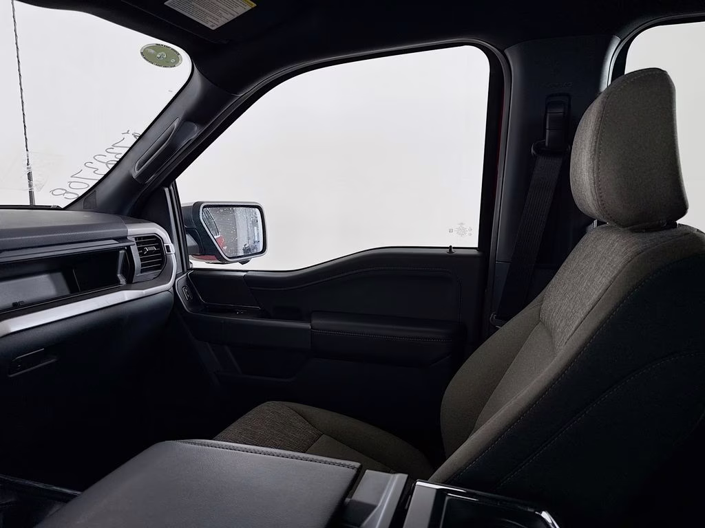 2025 Maroon Ford F-150 XLT Truck