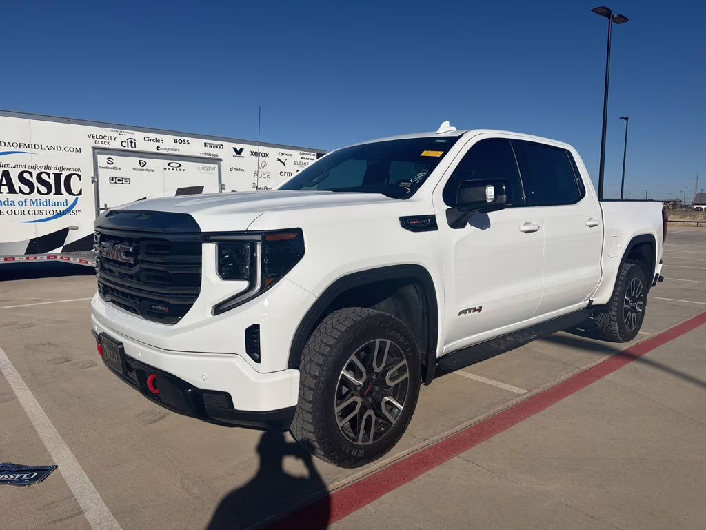 2024 Summit White GMC Sierra 1500 AT4 4X4 Truck